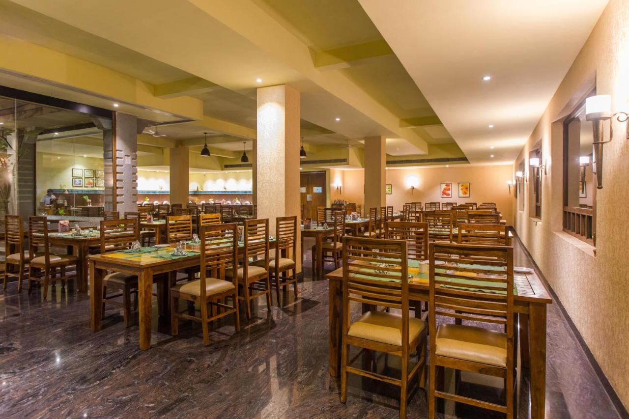 Heritage Resort Hampi Bagian luar foto